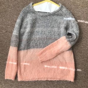 Grey/Pink sweater